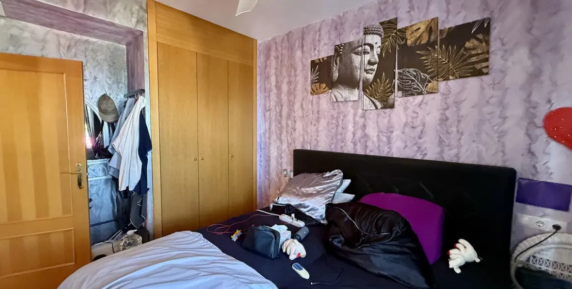 Sale of penthouse in Calahonda 13