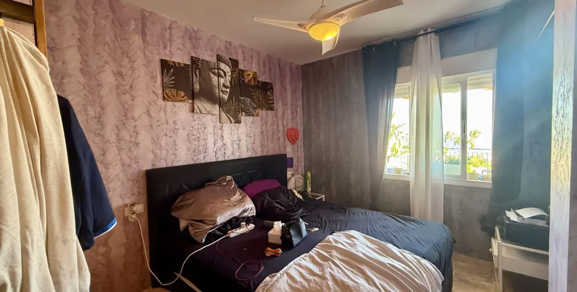 Sale of penthouse in Calahonda 14