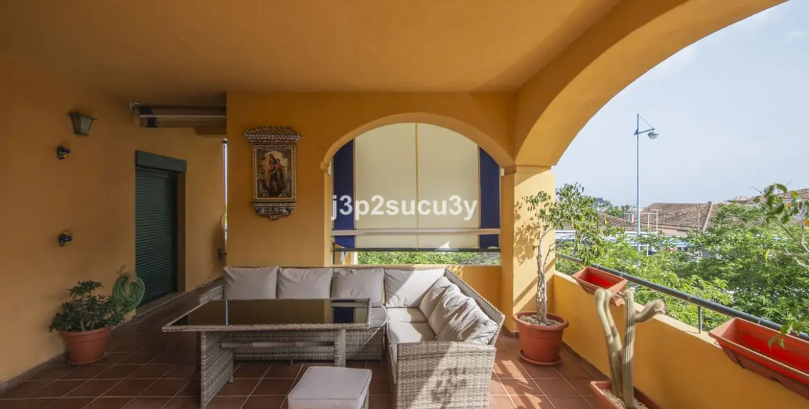 Продажа апартаментов на среднем этаже в Marbella 11