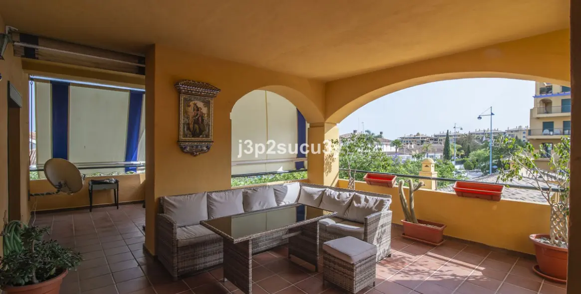 Продажа апартаментов на среднем этаже в Marbella 12