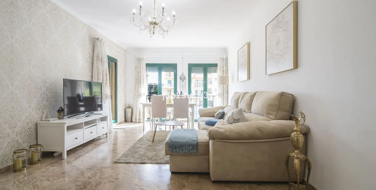Sale of middle floor apartment in Marbella 6