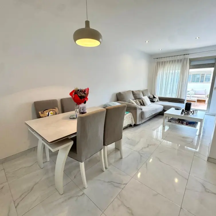 Sale of penthouse in El Pinillo
