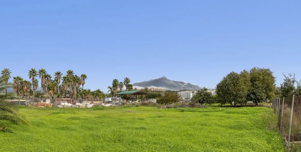 Продажа  жилого участка в San Pedro de Alcántara 20