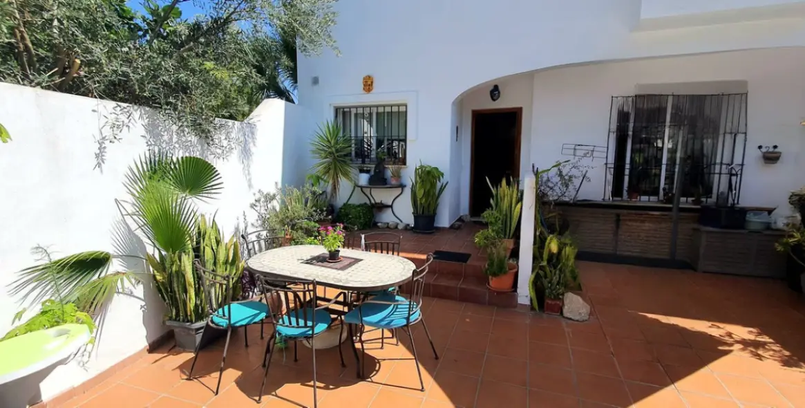 Продажа таунхауса в Fuengirola 2