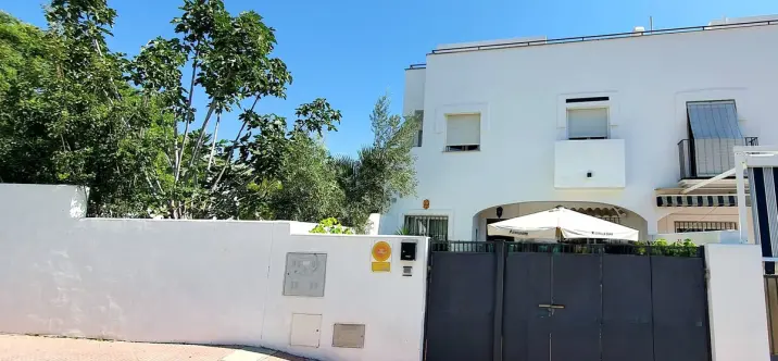 Sale of townhouse in Fuengirola 2