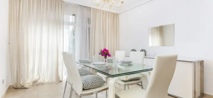 Venta de apartamento en planta baja en Nueva Andalucía 4