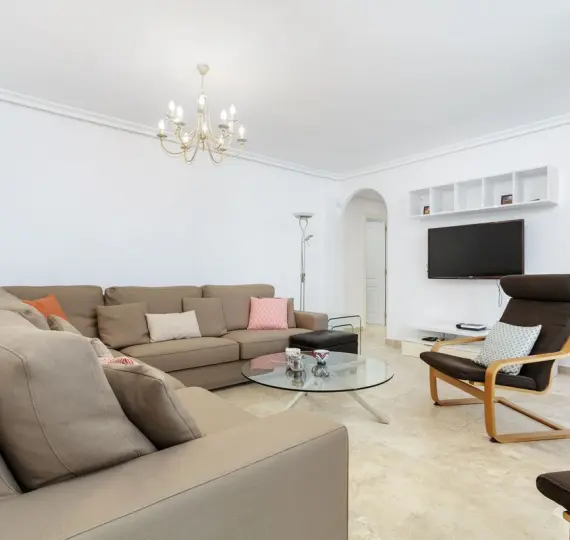 Venta de apartamento en planta baja en Nueva Andalucía