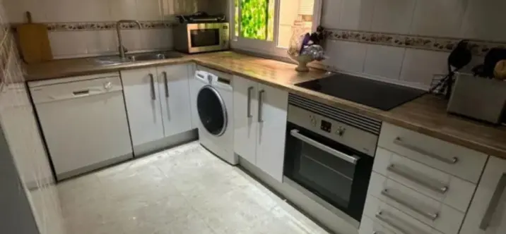 Venta de apartamento en planta baja en Nueva Andalucía 4