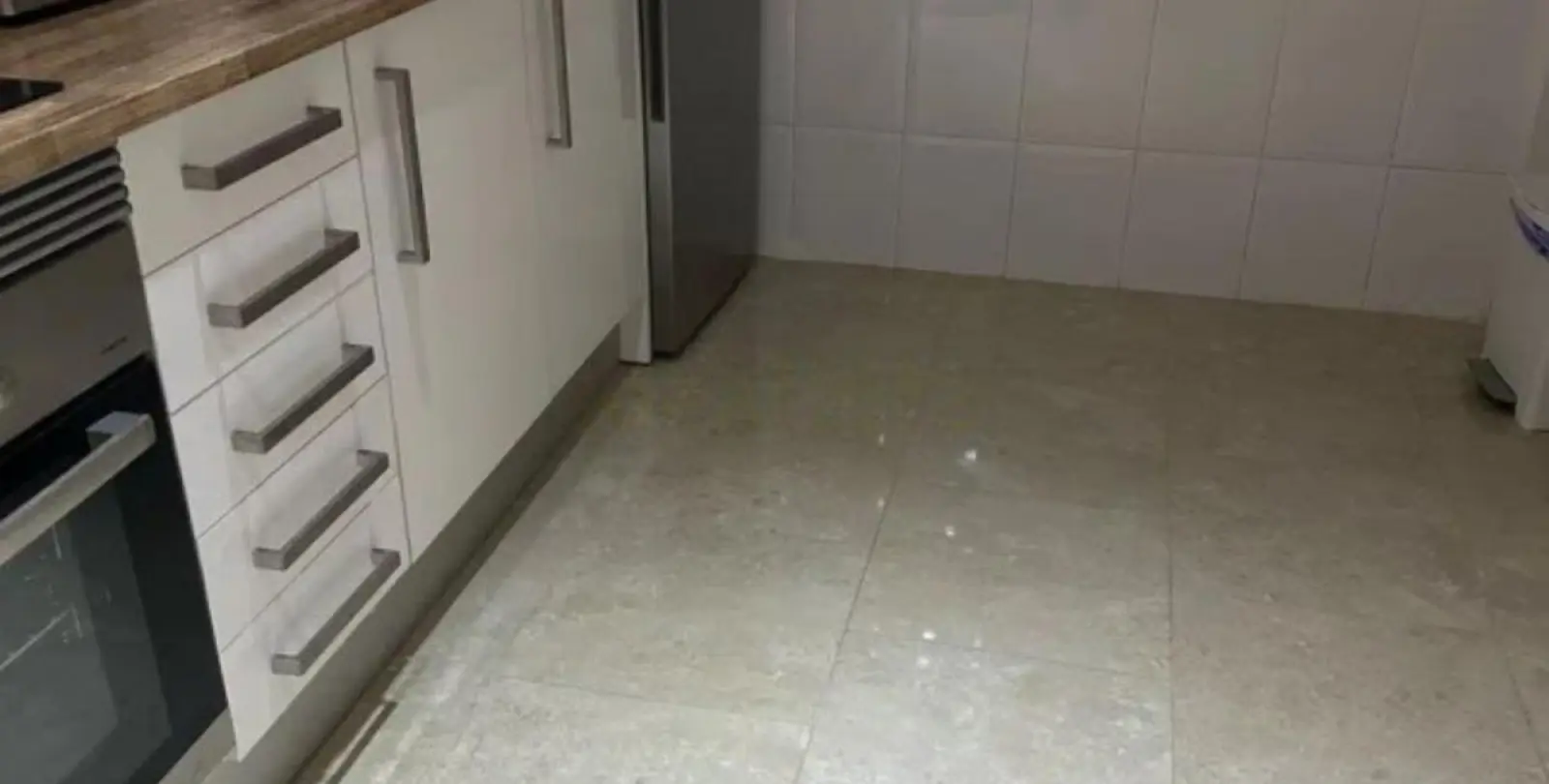 Venta de apartamento en planta baja en Nueva Andalucía 22