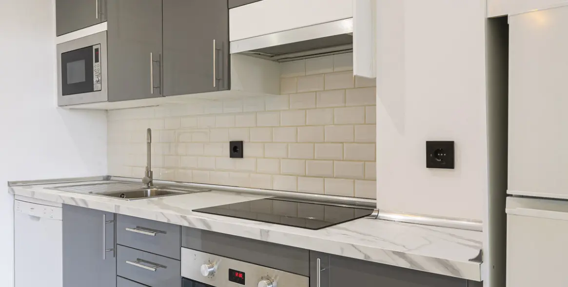 Venta de apartamento en planta media en Nueva Andalucía 7