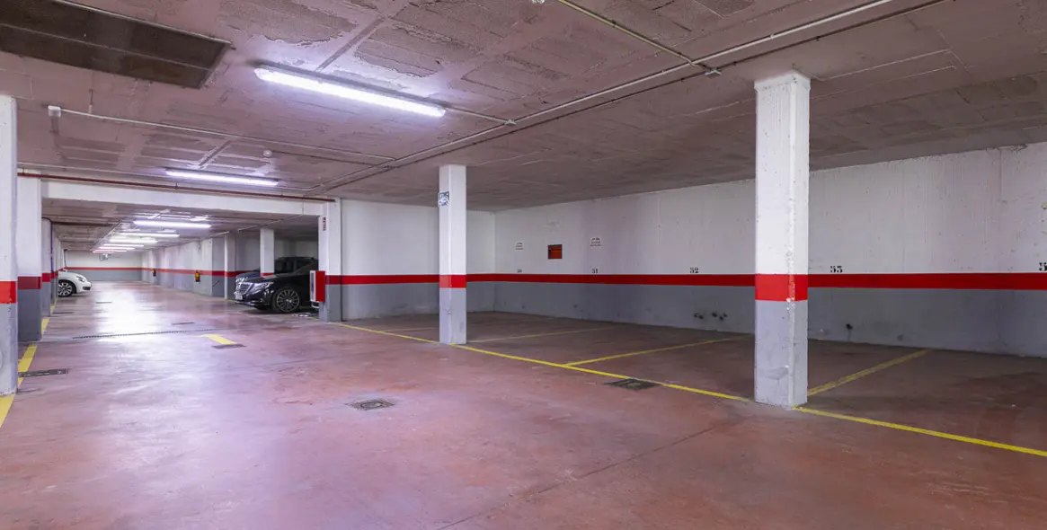 Sale of middle floor apartment in Nueva Andalucía 47