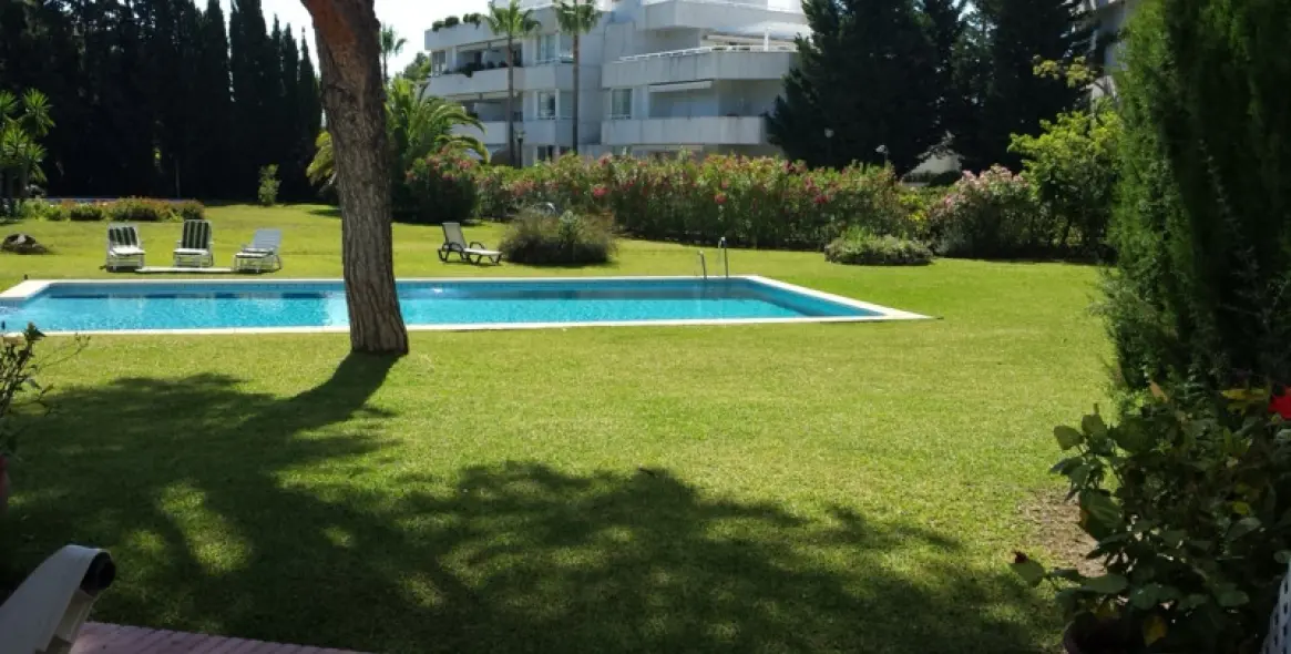 Продажа таунхауса в Nueva Andalucía 28