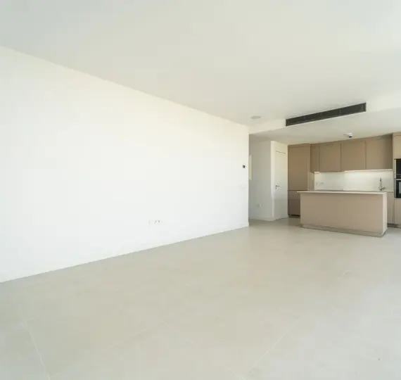 Sale of middle floor apartment in Fuengirola