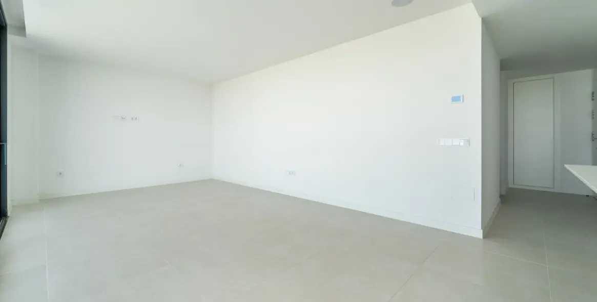 Sale of middle floor apartment in Fuengirola 9