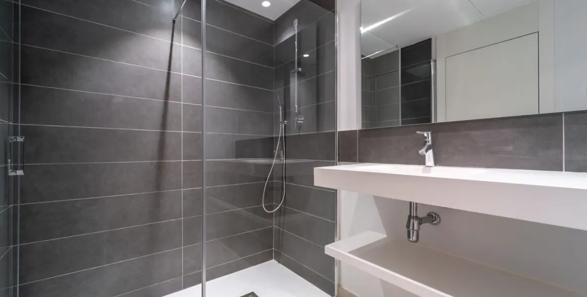 Sale of middle floor apartment in Fuengirola 13