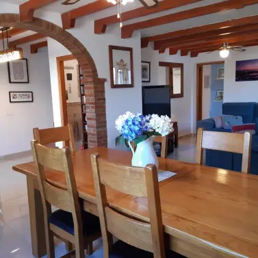 Sale of detached villa in Iznate