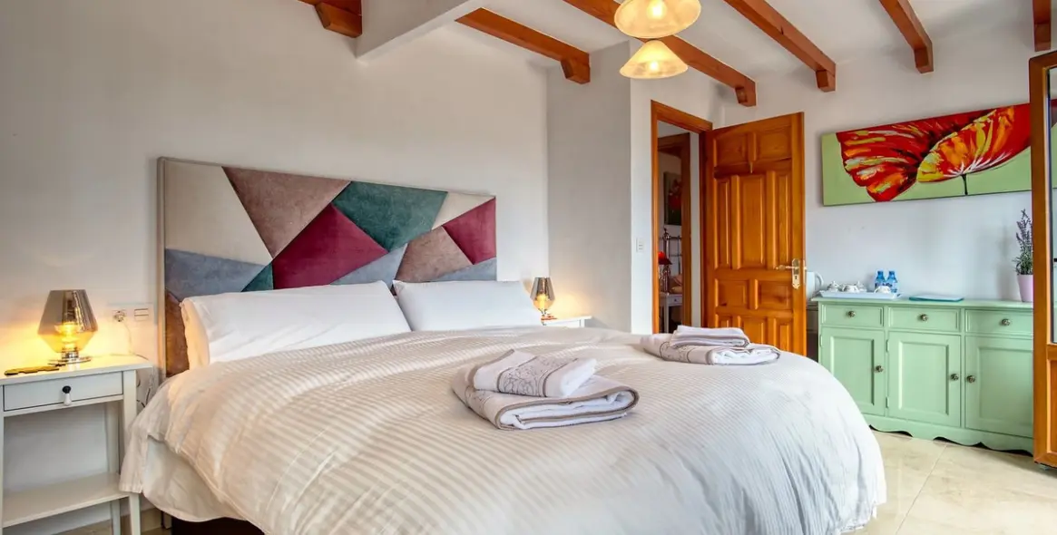 Sale of detached villa in Iznate 19