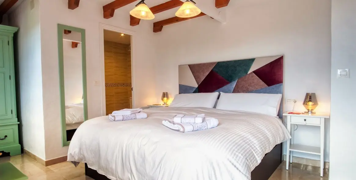 Sale of detached villa in Iznate 20