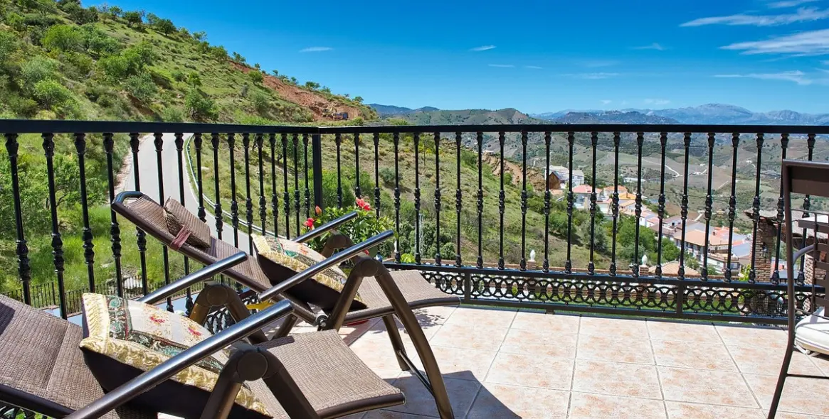 Sale of detached villa in Iznate 23