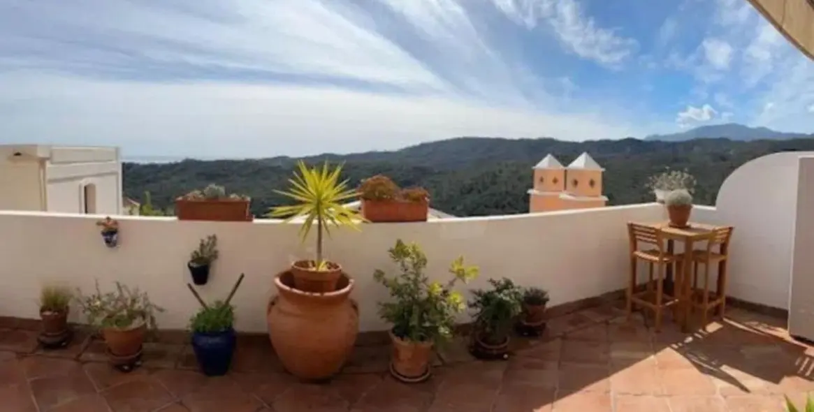 Продажа таунхауса в Benahavís 3