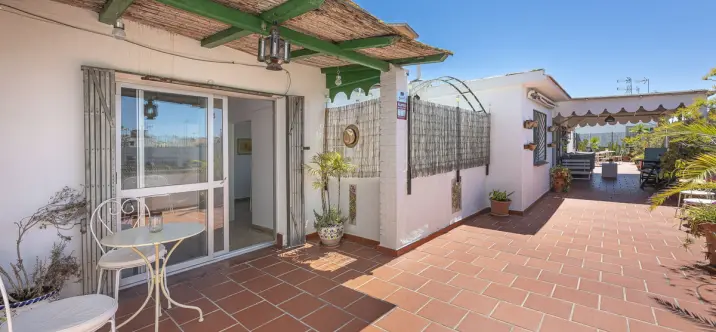 Sale of penthouse in San Pedro de Alcántara 2