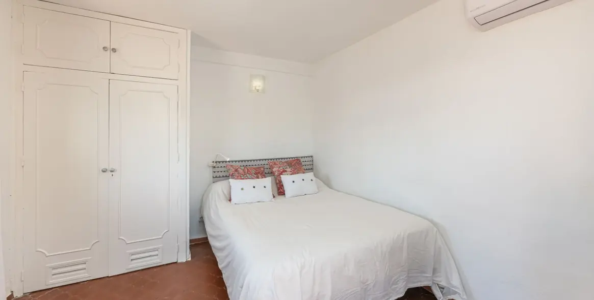 Venta de ático en San Pedro de Alcántara 13