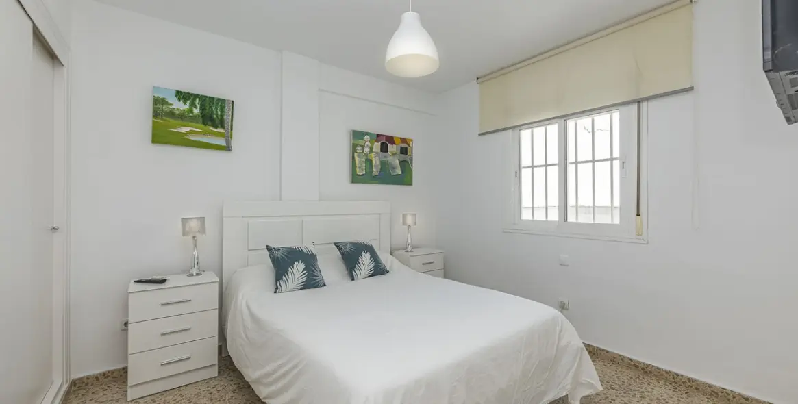Sale of penthouse in San Pedro de Alcántara 25