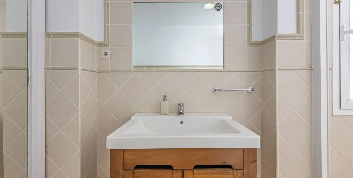 Sale of penthouse in San Pedro de Alcántara 28