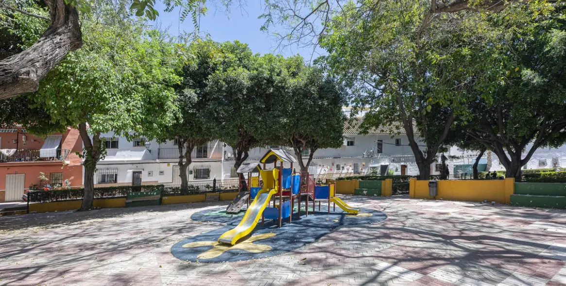 Sale of penthouse in San Pedro de Alcántara 34