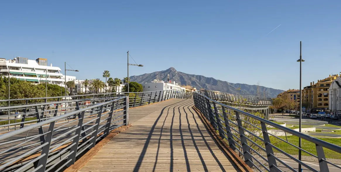 Sale of penthouse in San Pedro de Alcántara 39