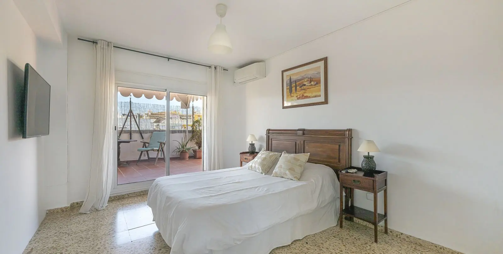 Sale of penthouse in San Pedro de Alcántara 9