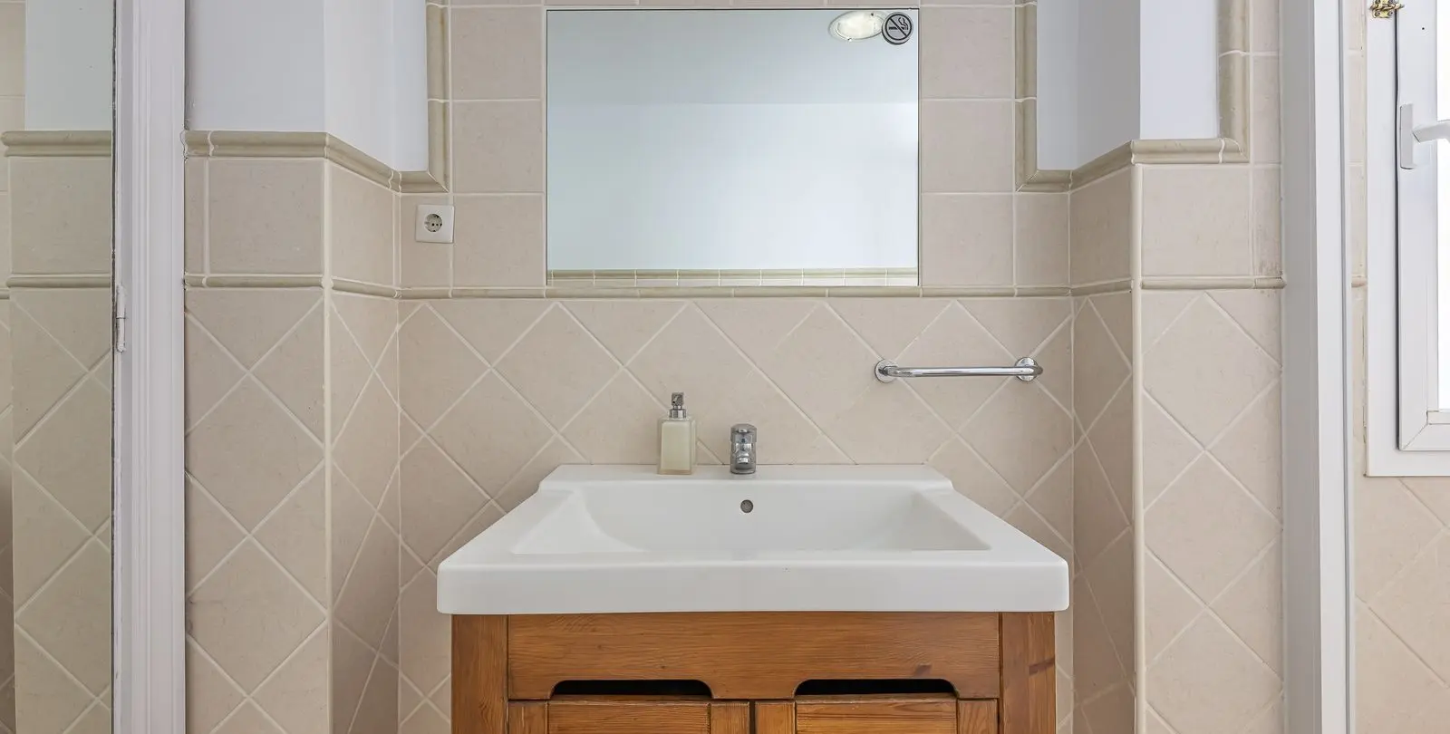 Sale of penthouse in San Pedro de Alcántara 28