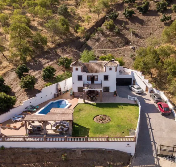 Продажа мини-отелz в Iznate