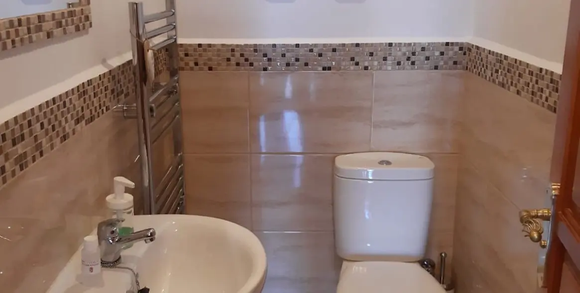 Продажа мини-отелz в Iznate 11