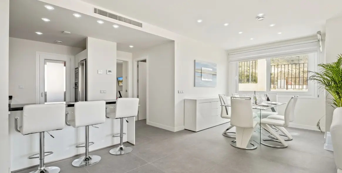 Продажа апартаментов на первом этаже в Benalmadena Costa 7