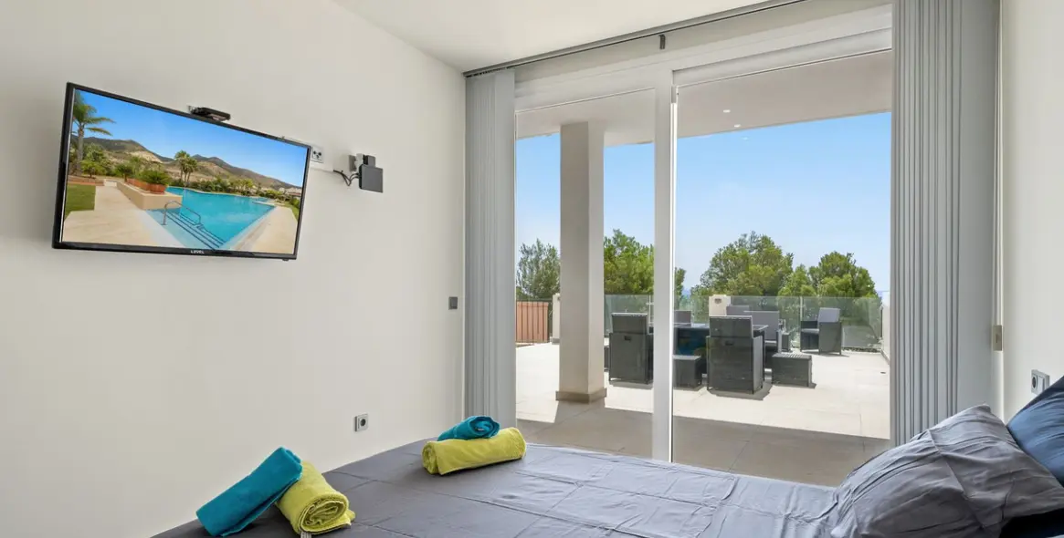 Продажа апартаментов на первом этаже в Benalmadena Costa 19