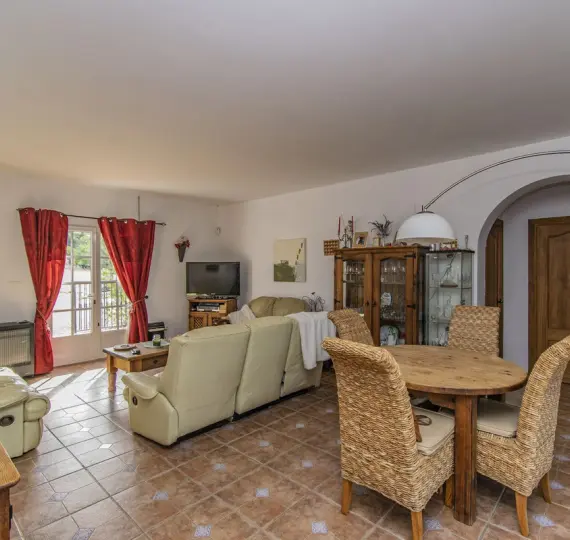 Sale of detached villa in Monda