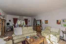 Image 9 thumb