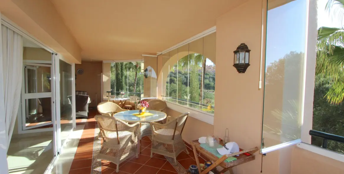 Продажа апартаментов на среднем этаже в Elviria 8