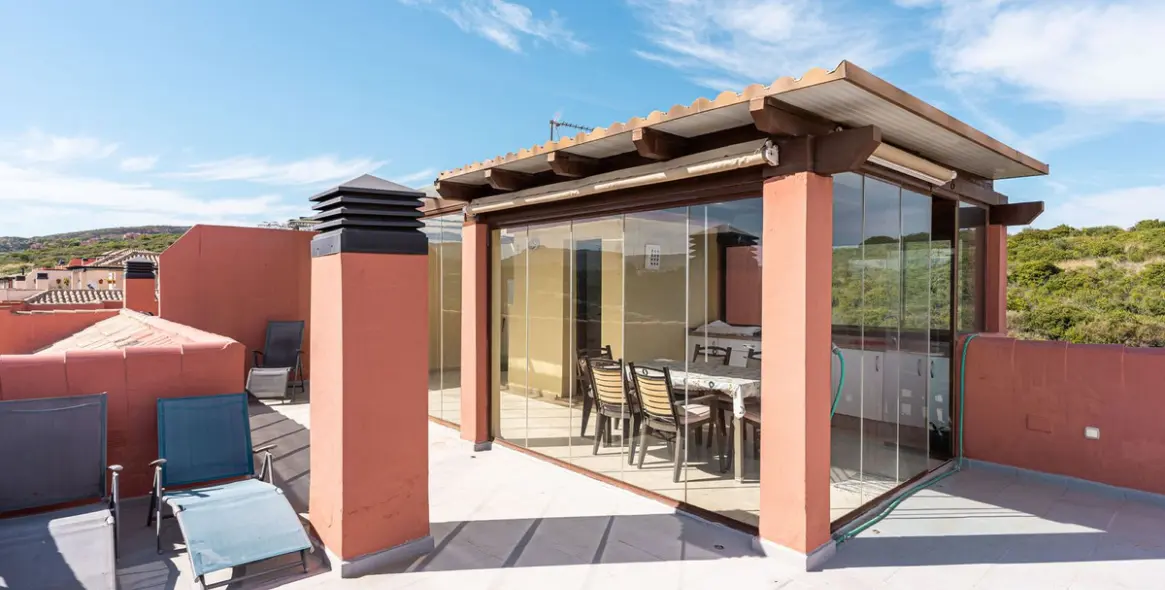 Sale of penthouse in Casares Playa 14