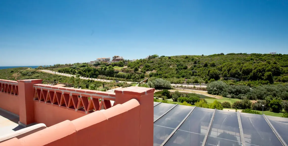 Sale of penthouse in Casares Playa 34