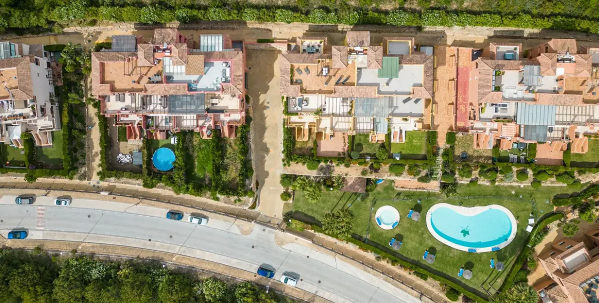 Sale of penthouse in Casares Playa 37