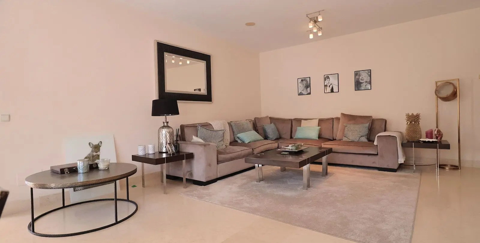 Venta de apartamento en planta media en Benahavís 4