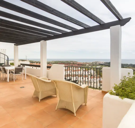 Sale of penthouse in Doña Julia