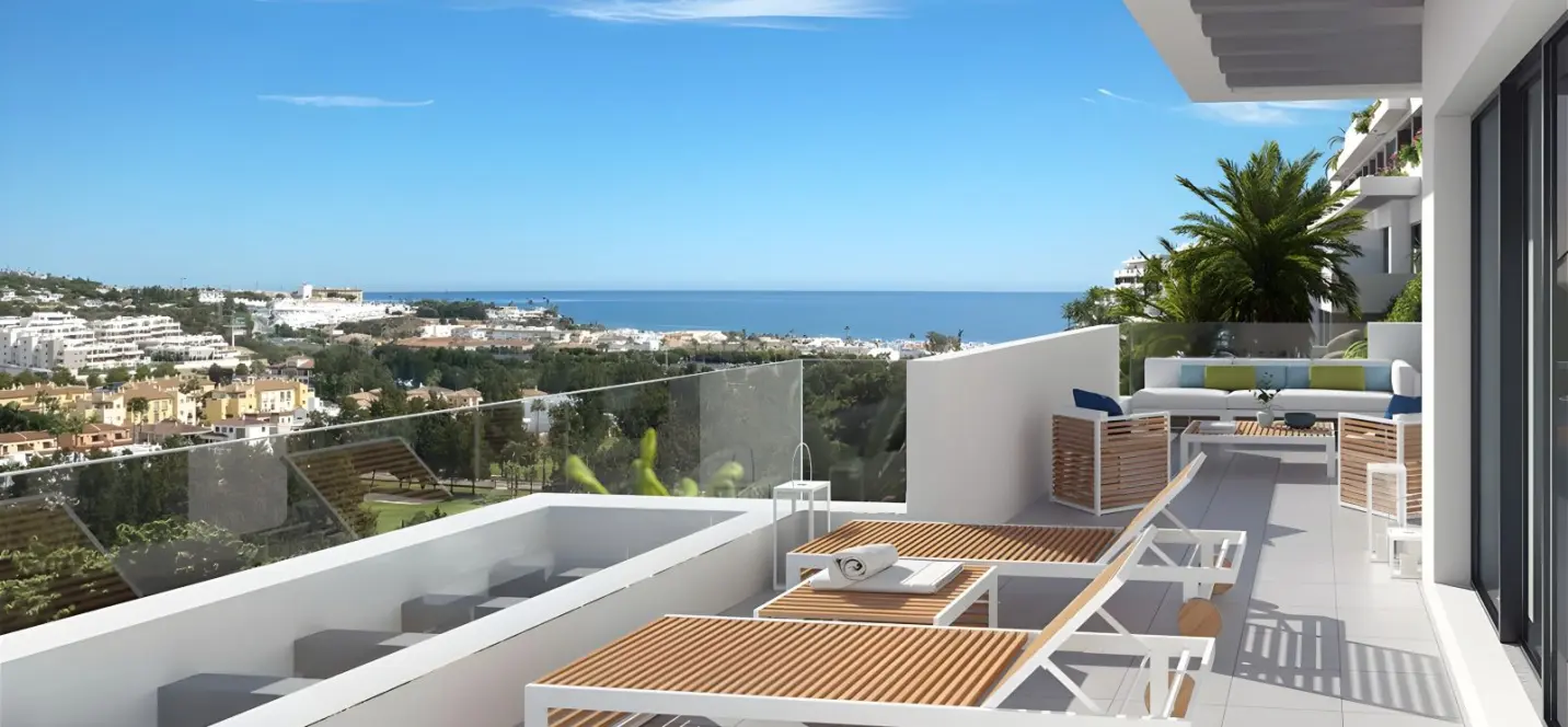 Sale of middle floor apartment in La Cala de Mijas 2