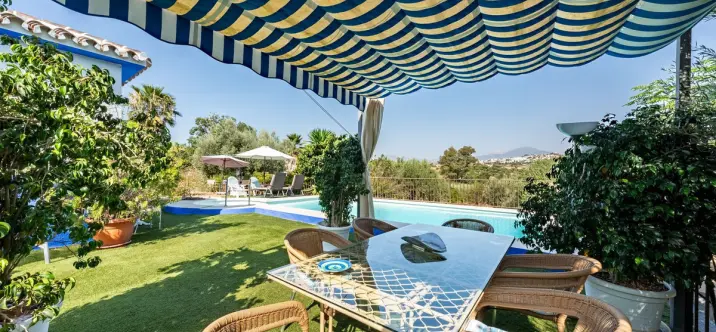 Sale of finca - cortijo in Coín 1