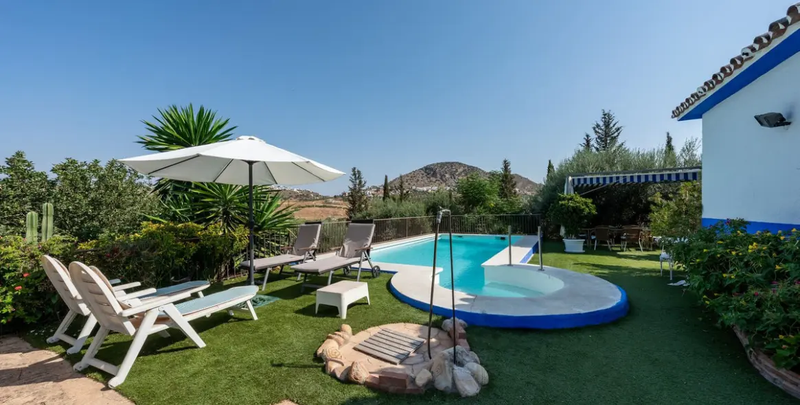 Продажа финки в Coín 7