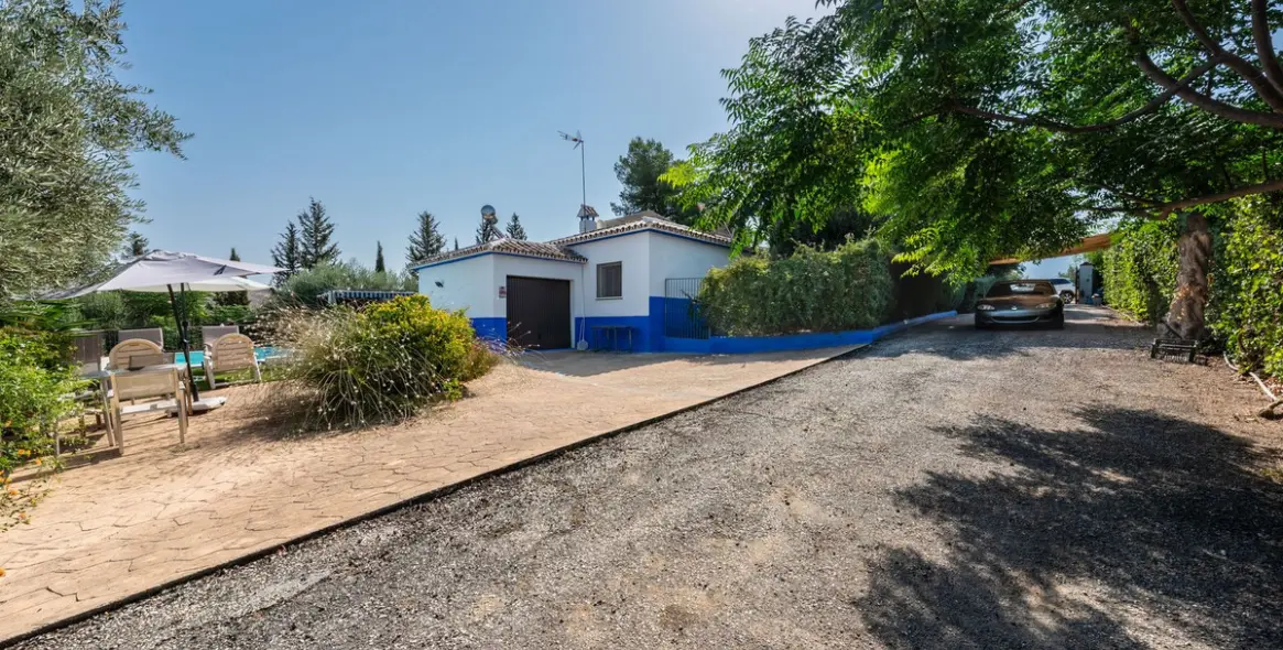 Продажа финки в Coín 8