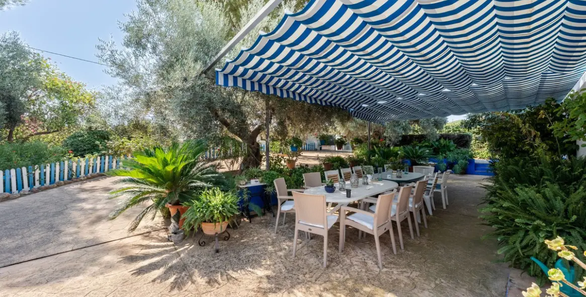 Sale of finca - cortijo in Coín 21