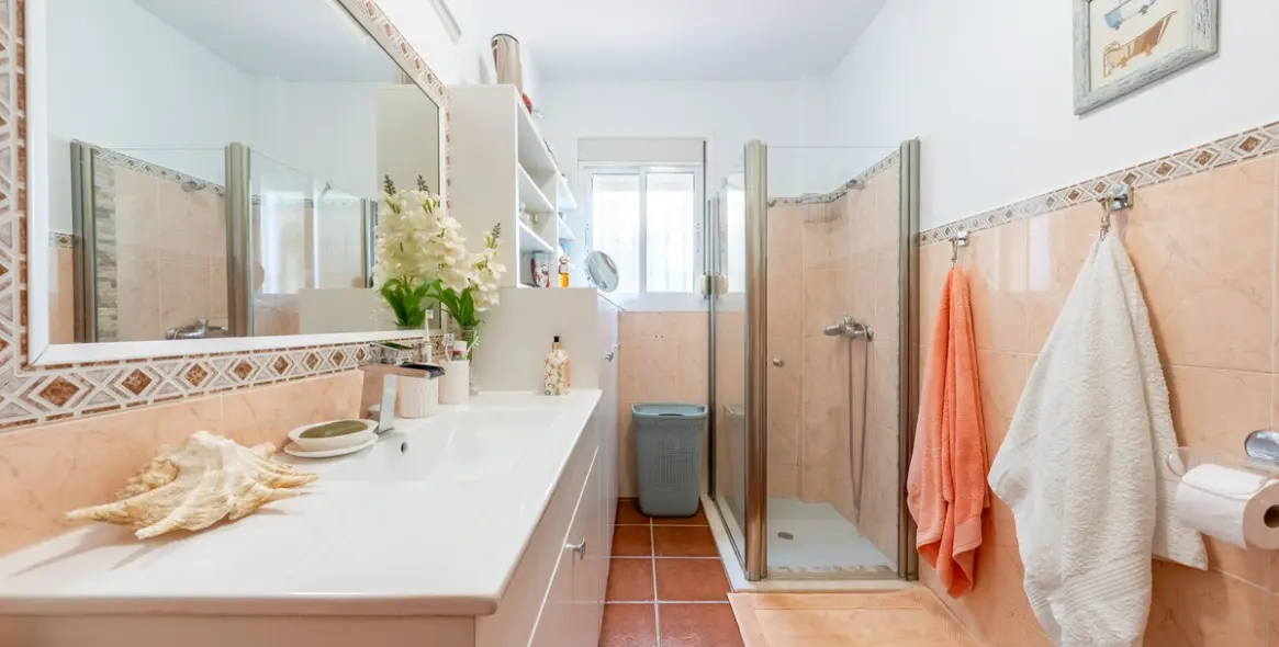 Sale of finca - cortijo in Coín 34